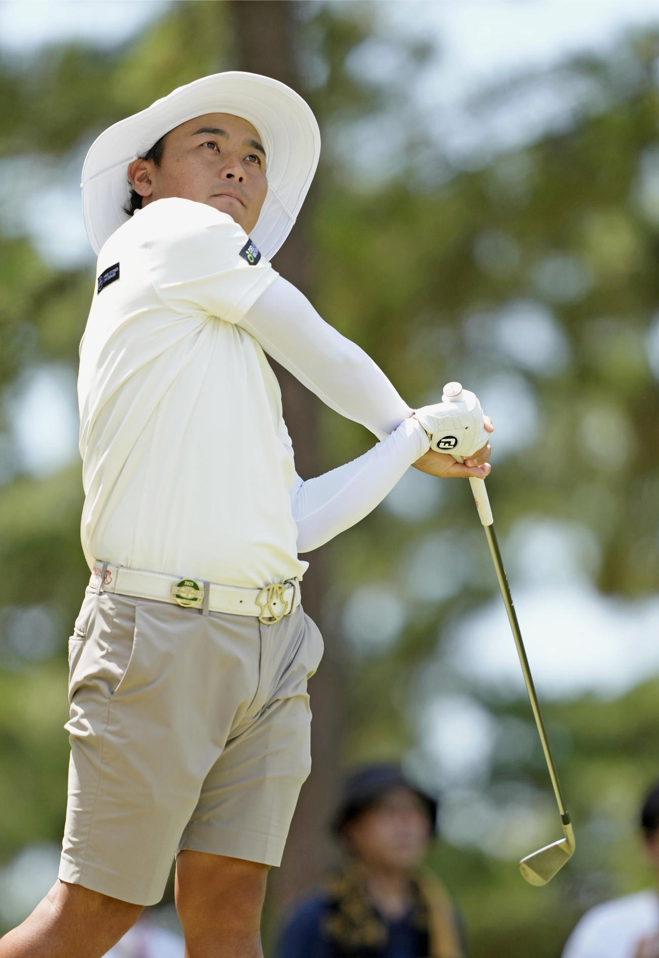最終日、通算24アンダーで優勝した池村寛世（共同）