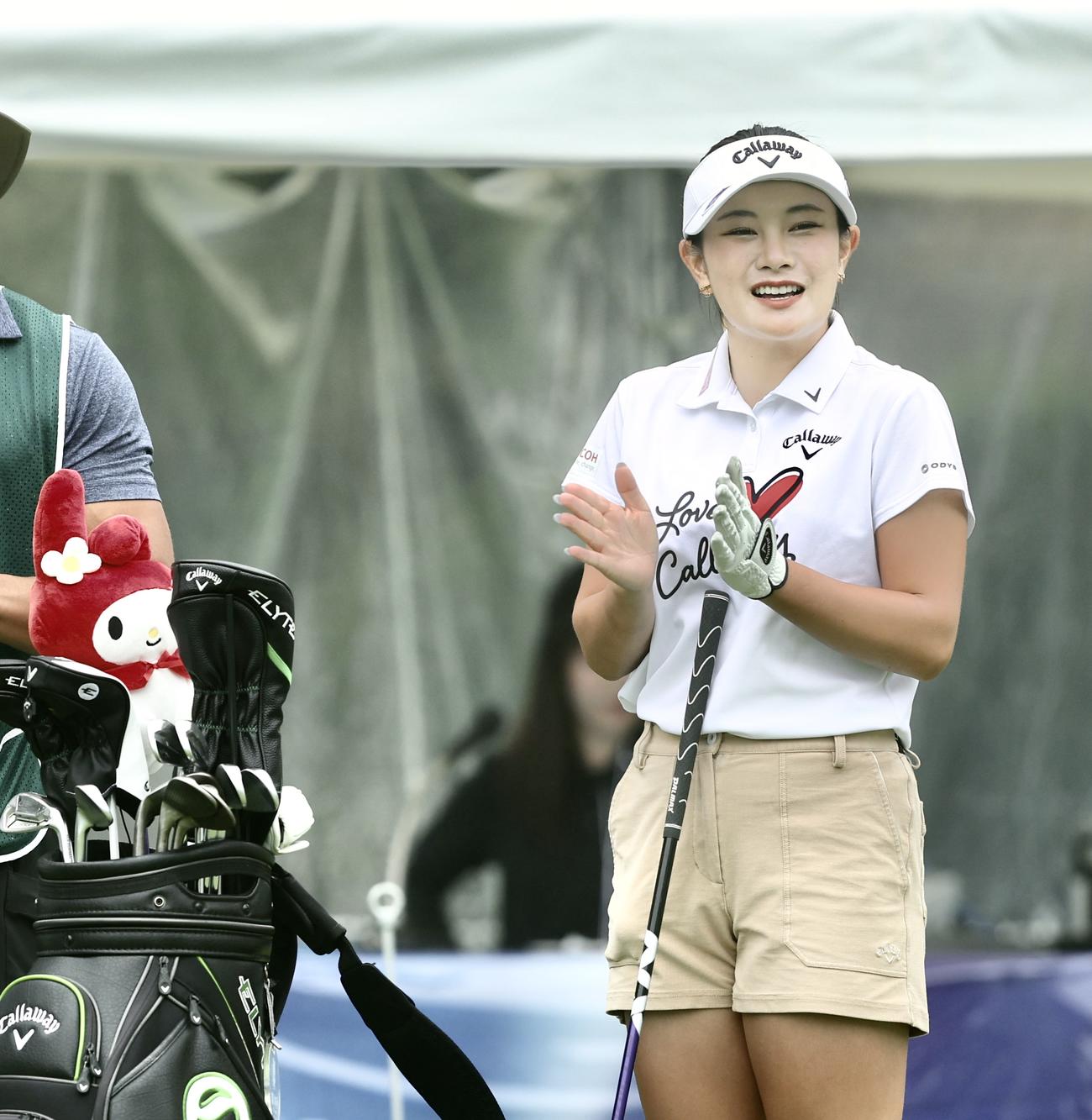 プロアマ戦で笑顔を見せる河本（撮影・河田真司）