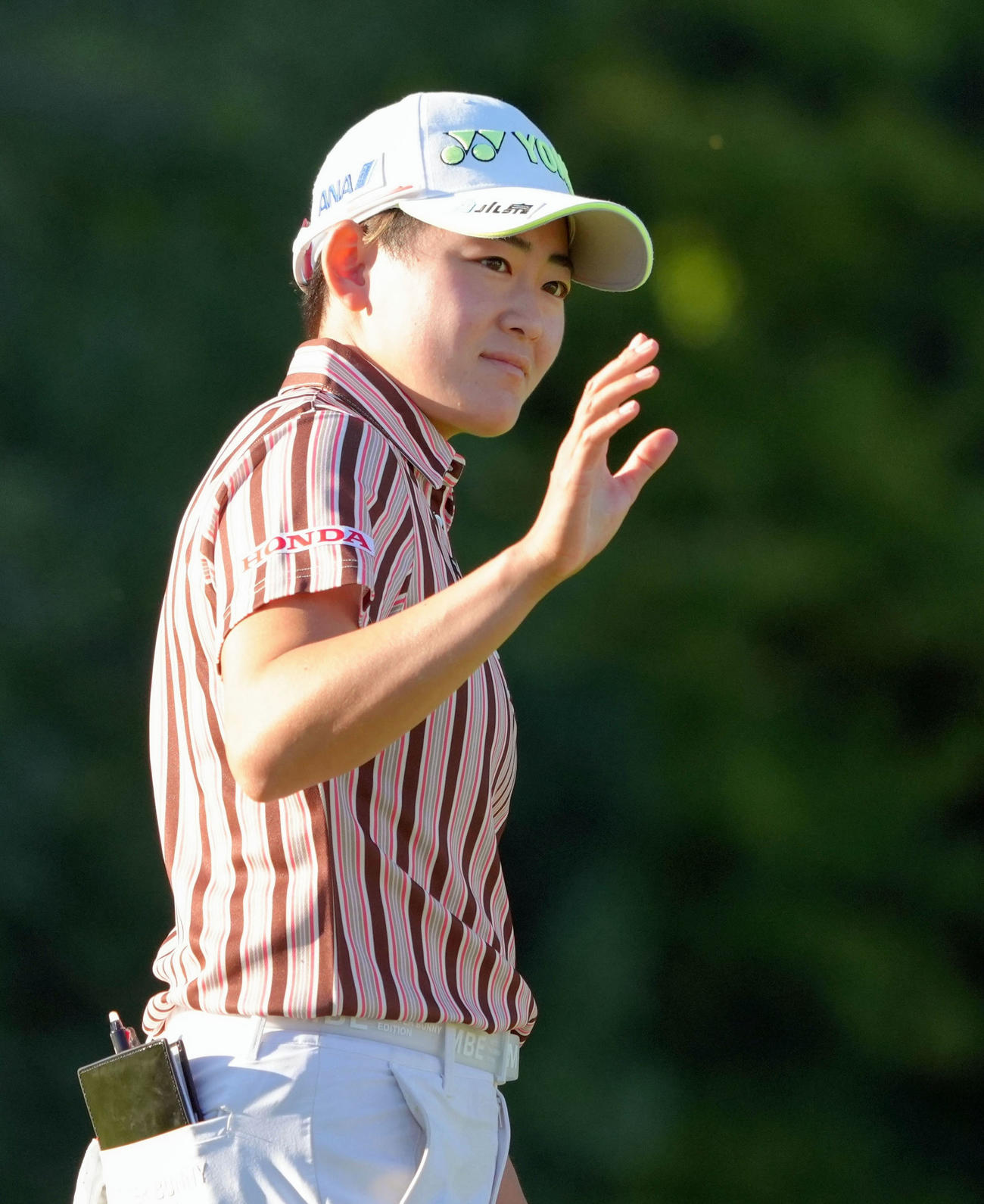 第1ラウンド、7アンダーで単独首位発進の岩井明愛（共同）