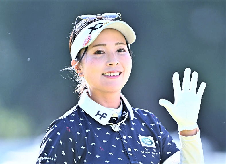 女子ゴルファーの青木瀬令奈（2025年8月23日撮影）