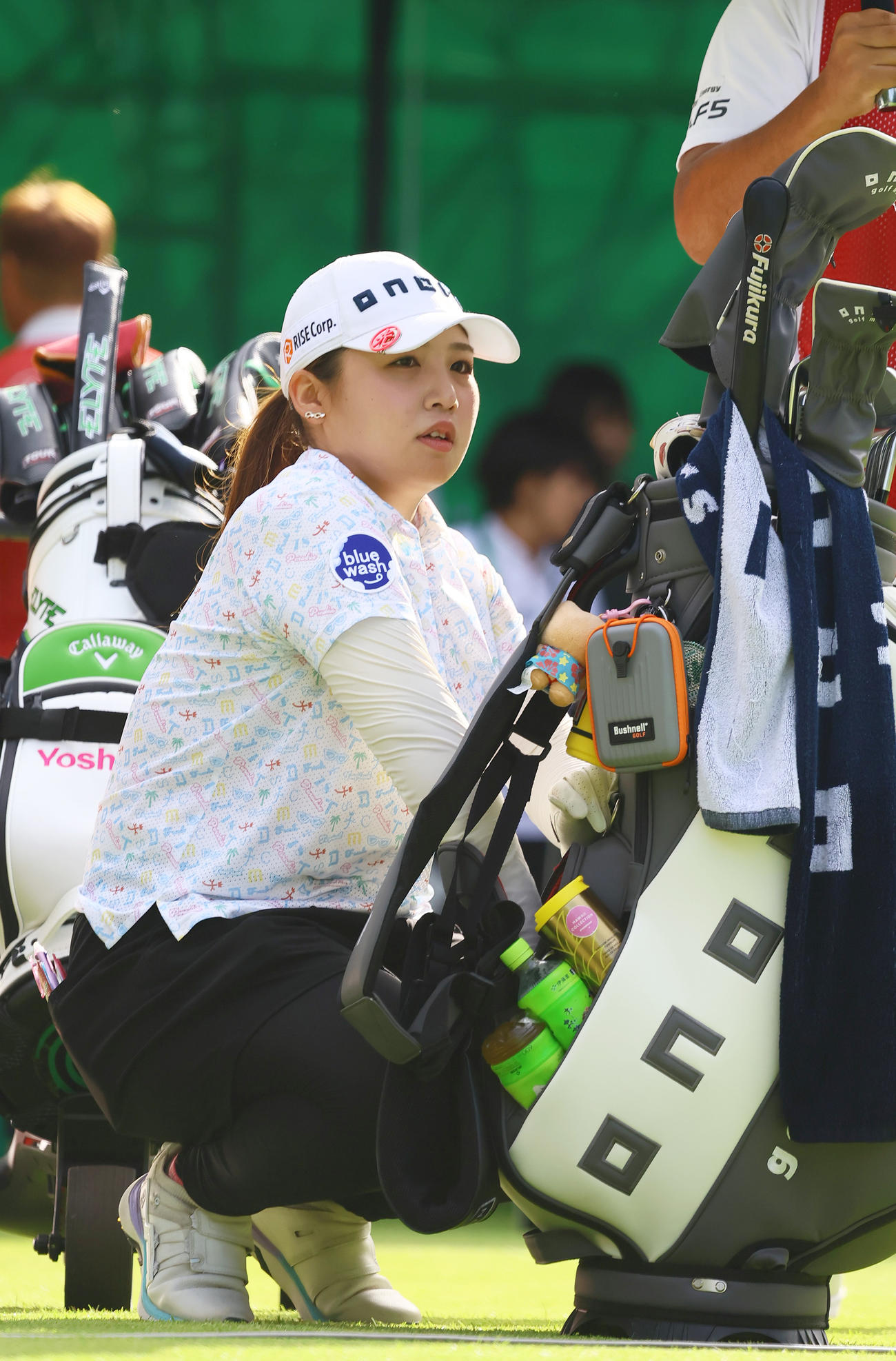 1番、順番を待つ小林光希（撮影・上山淳一）