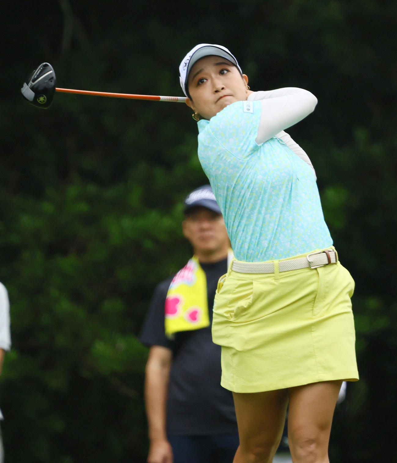 3番、ティーショットを放つ高木優（撮影・上山淳一）