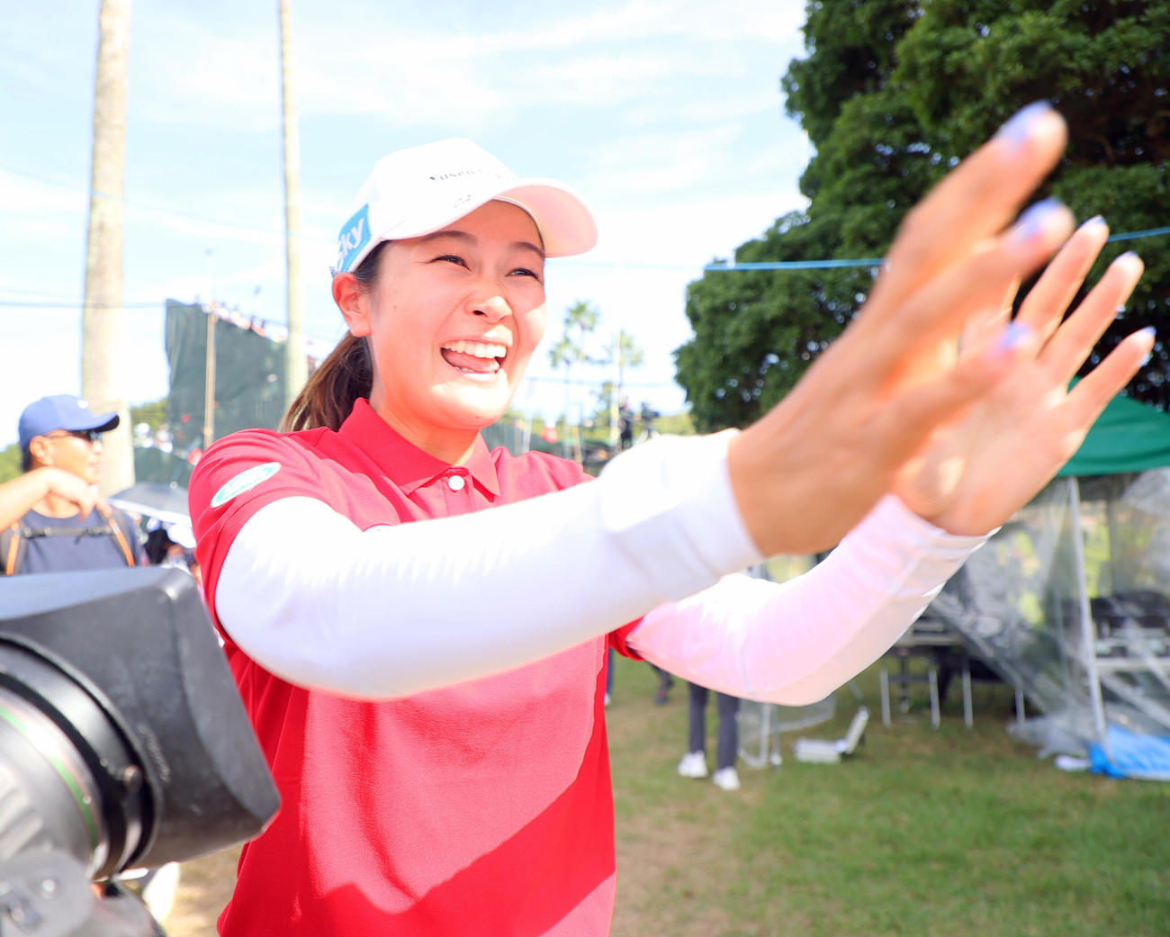 優勝し、歓喜する神谷そ（撮影・上山淳一）