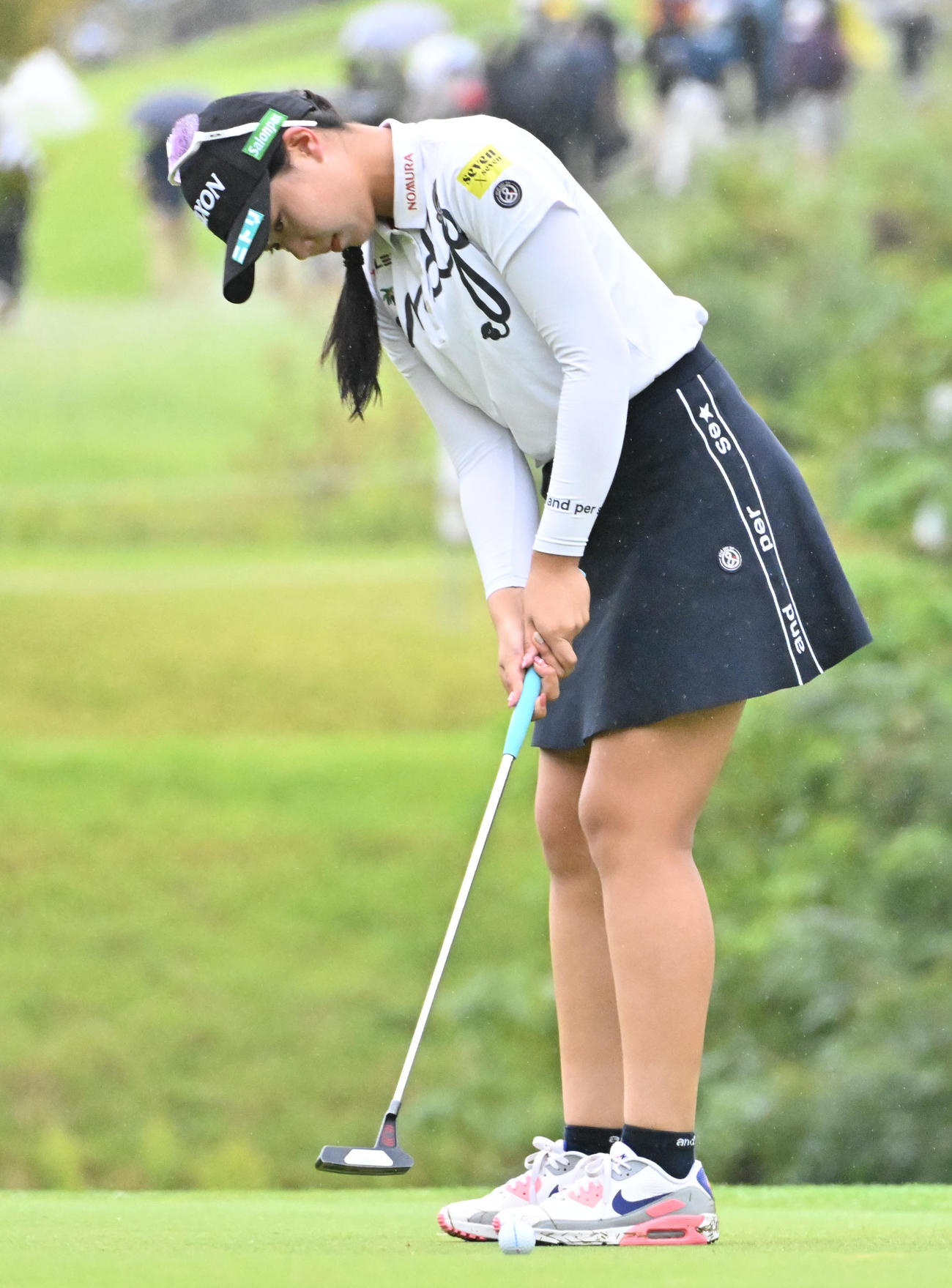 2番、バーディーを狙う菅（撮影・石井愛子）