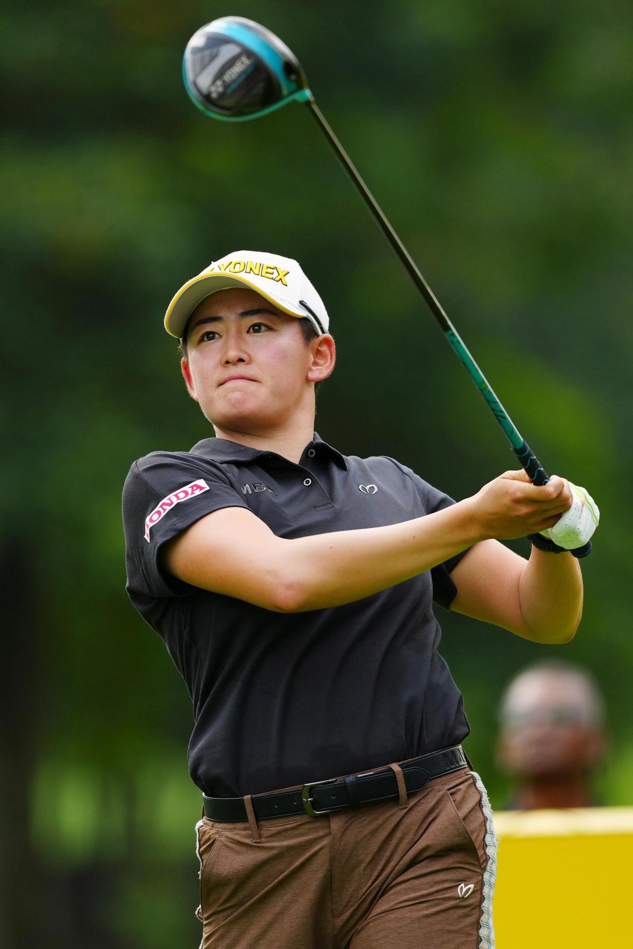 第3ラウンド、通算12アンダーで7位の岩井明愛（共同）