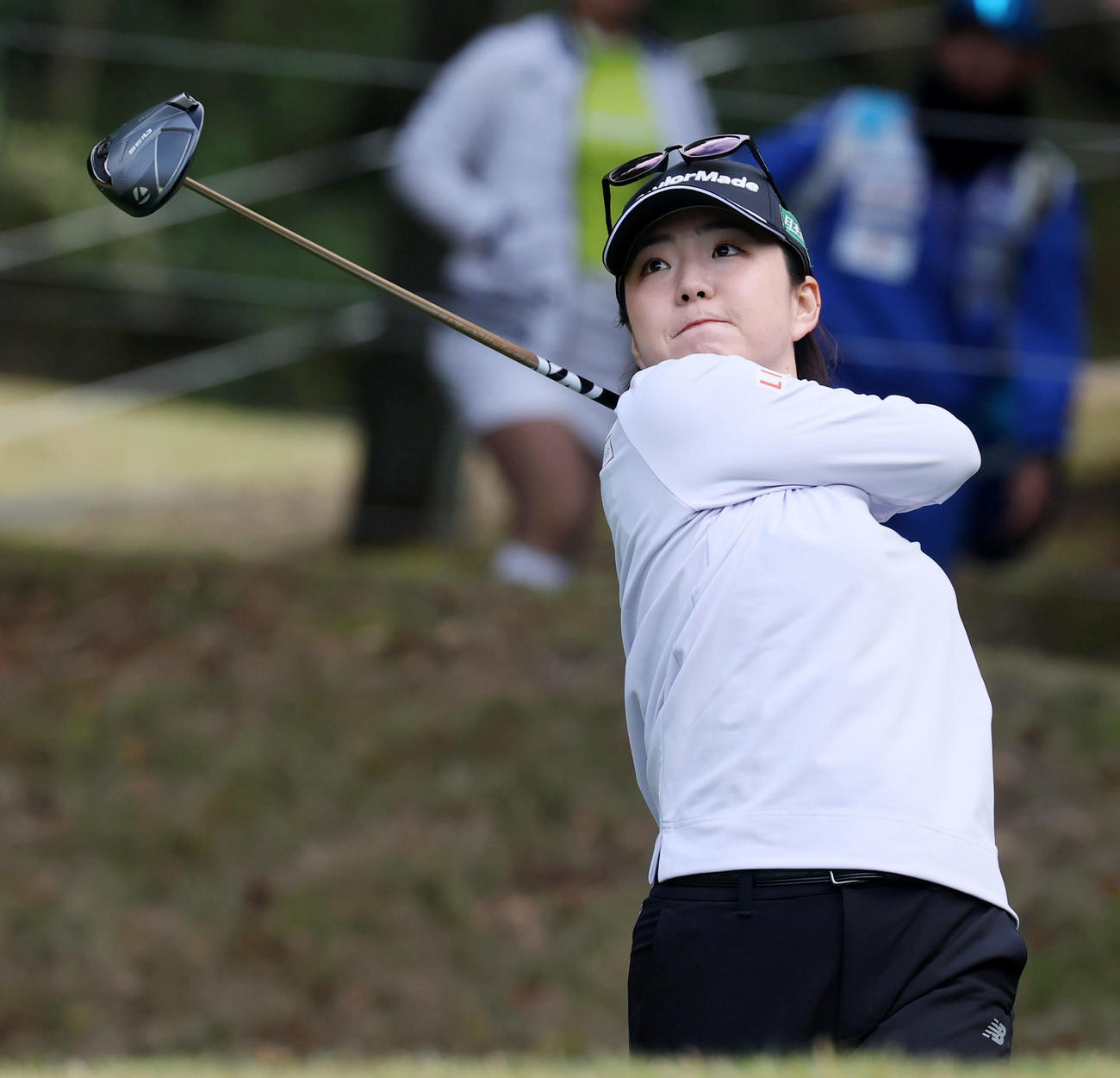 11番、ティーショットを放つ山内日菜子（撮影・加藤哉）
