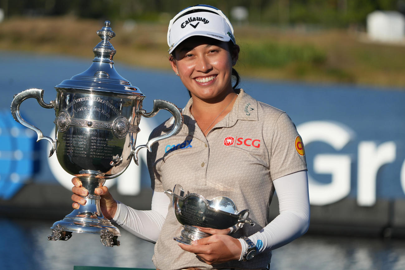 通算26アンダーで大会2連覇を達成したジーノ・ティティクル（AP）