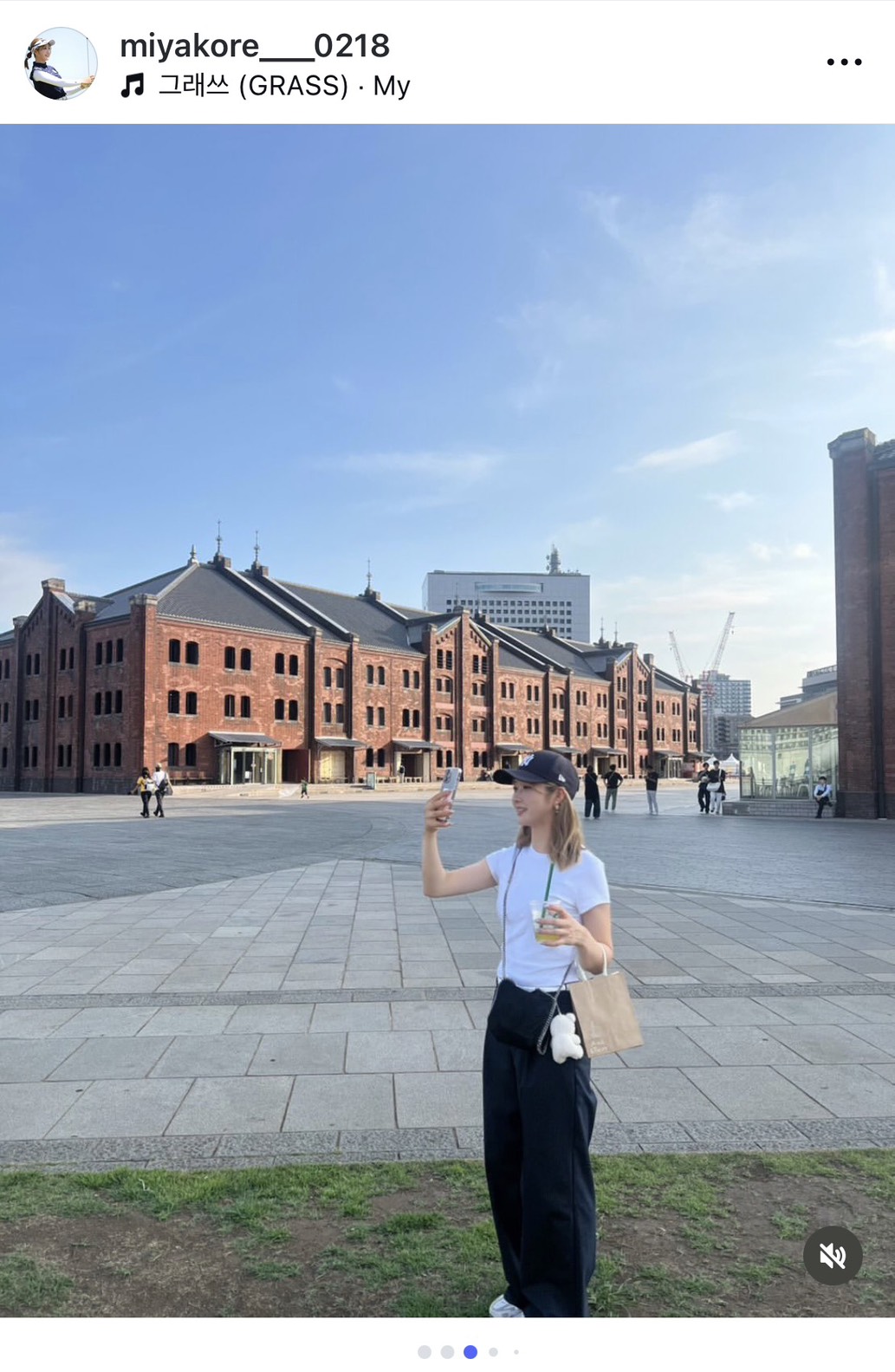 インスタグラムでプライベートの様子を公開した女子プロゴルファー都玲華（画像はスクリーンショット）