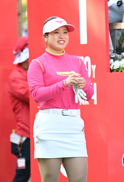 1番、笑顔でスタートする仲村果乃（撮影・和賀正仁）