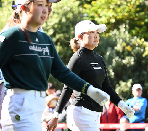 1番、スタートする高橋彩華（撮影・和賀正仁）