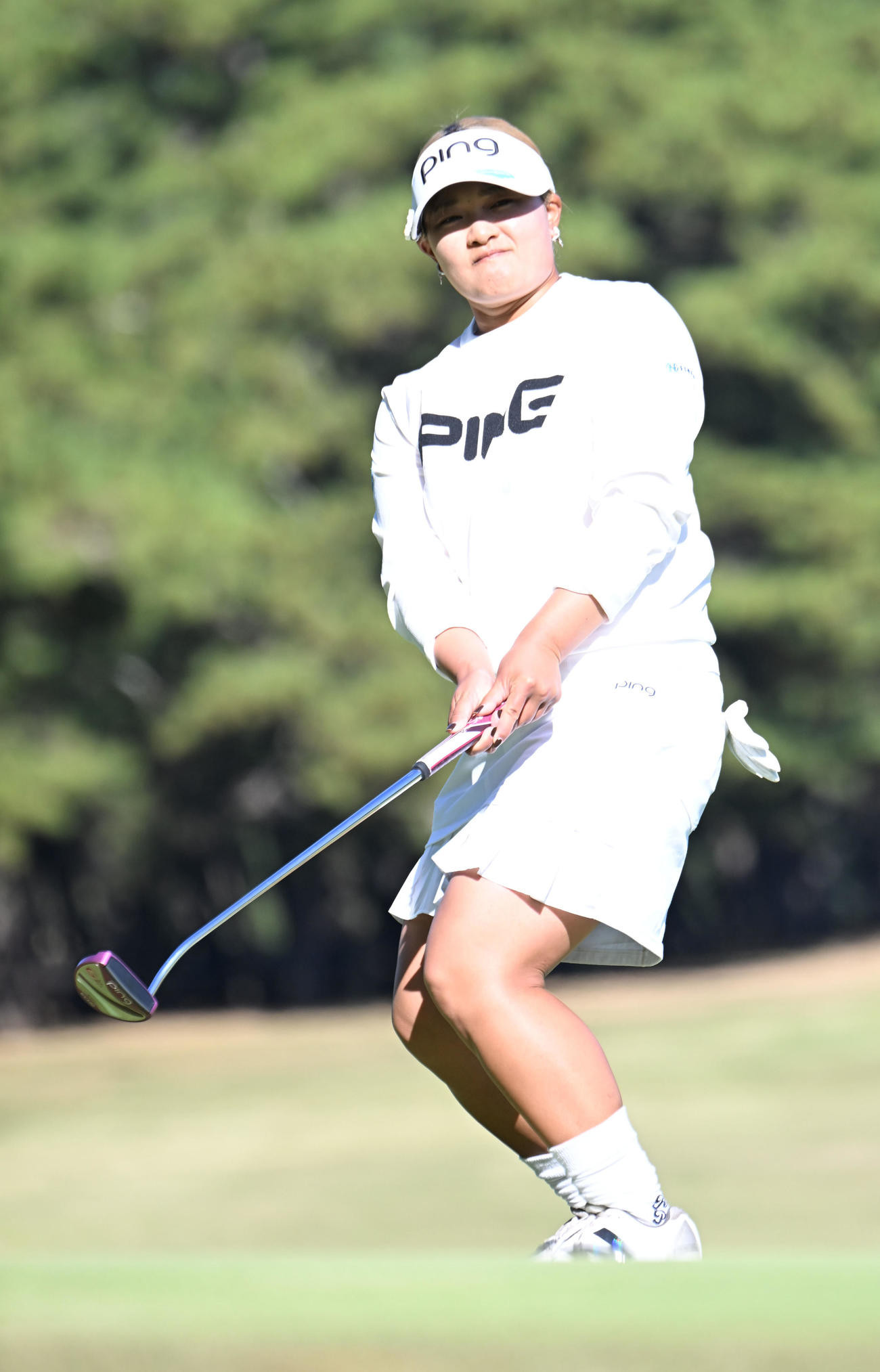15番、鈴木愛のバーディーパットはわずかに外れる（撮影・和賀正仁）