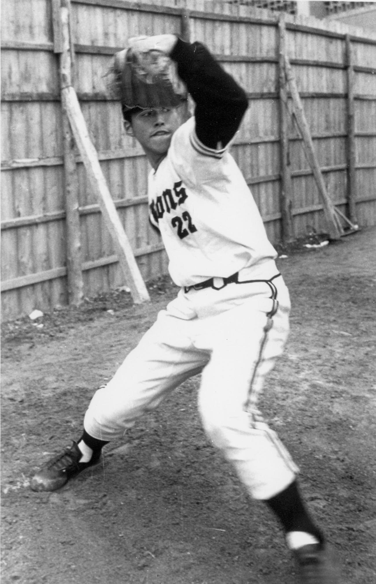 1965年、西鉄入団時の尾崎将司（当時は尾崎正司）投球フォーム