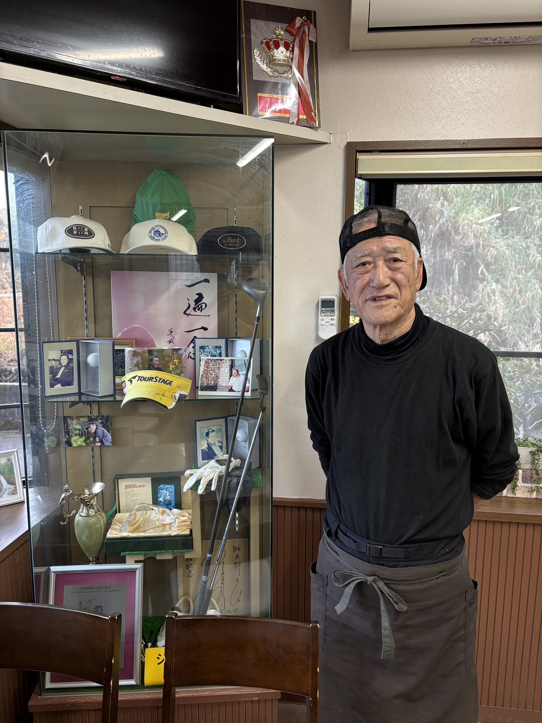 尾崎さんの故郷徳島・海陽町でラーメン店「豚皇那佐」を営む中学時代の先輩・戎谷誠文さんが思い出を語った（提供写真）