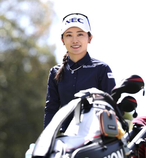 笑顔を見せる安田祐香（撮影・宮地輝）