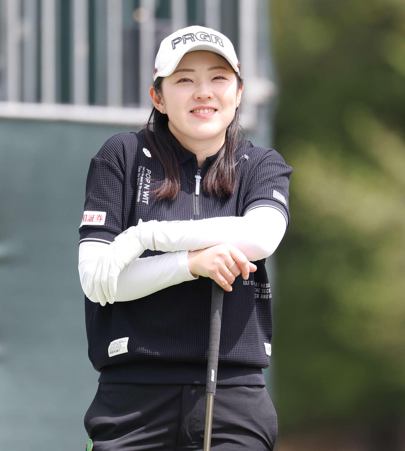 プロアマ戦で笑顔を見せる辻梨恵（撮影・宮地輝）