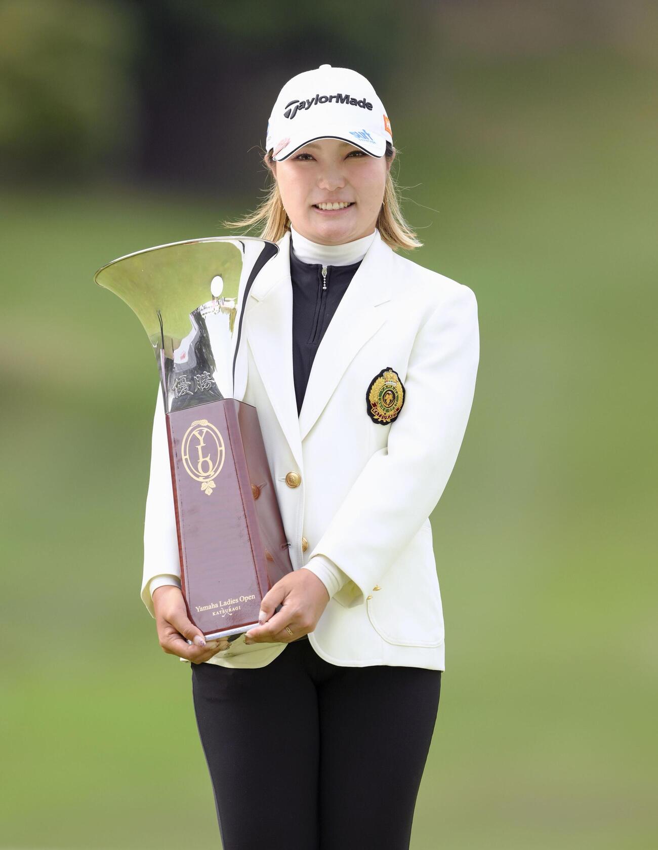 プレーオフを制して今季初優勝した高橋彩華（共同）