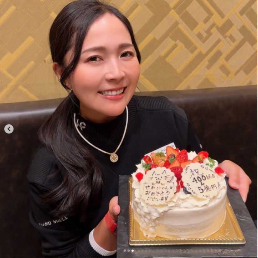 青木瀬令奈選手のインスタグラムから