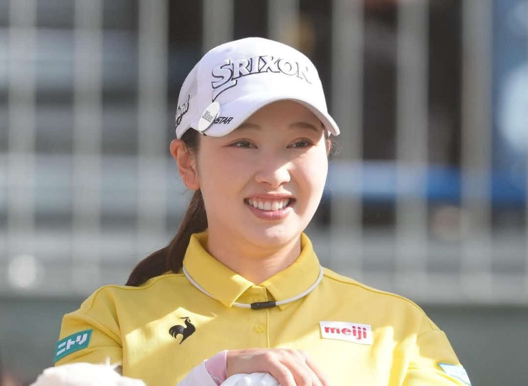 富士フイルム・スタジオアリス女子で笑顔を見せる小祝さくら（撮影・足立雅史）