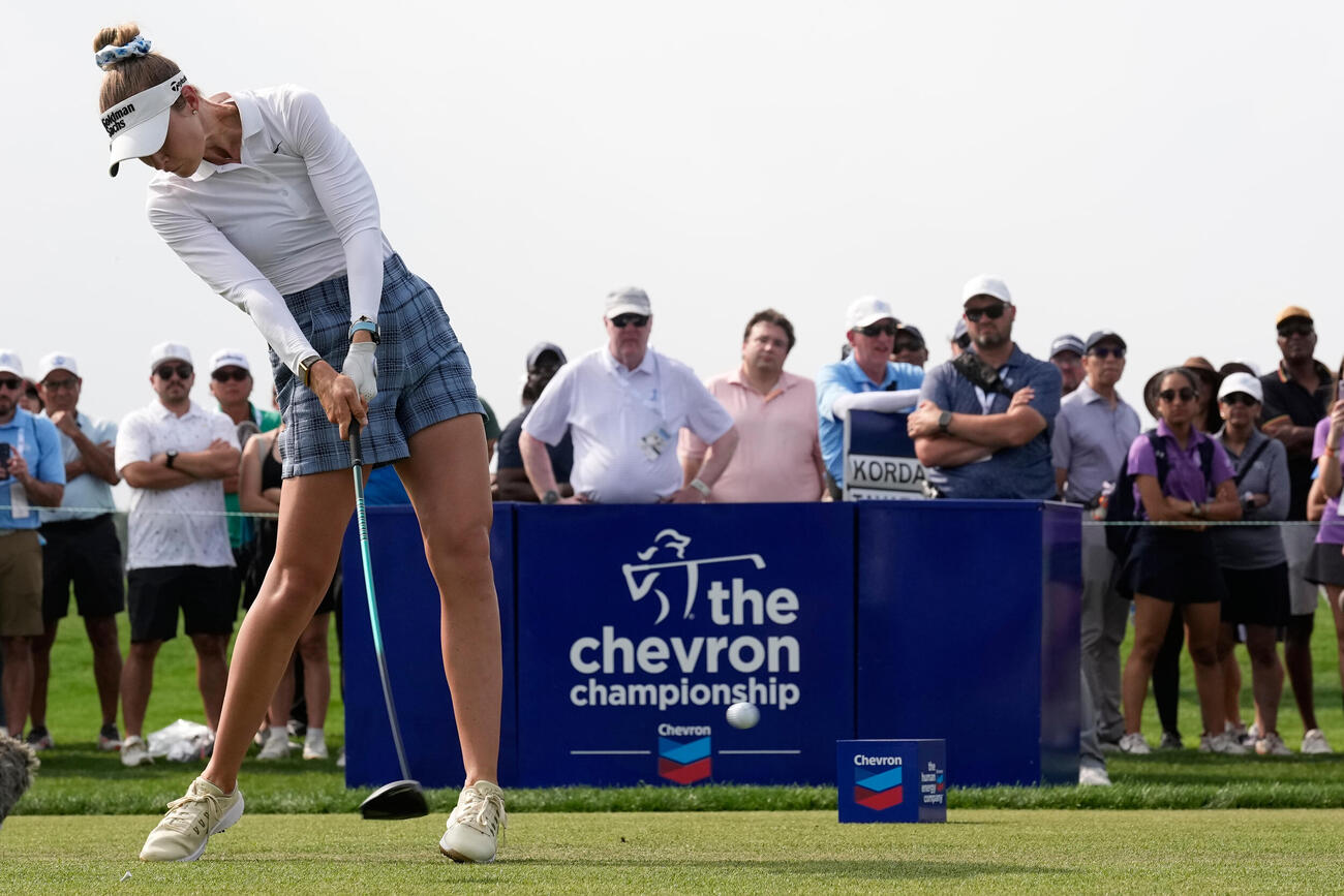 シェブロン選手権第3ラウンドの18番でティーショットを放つネリー・コルダ（AP）