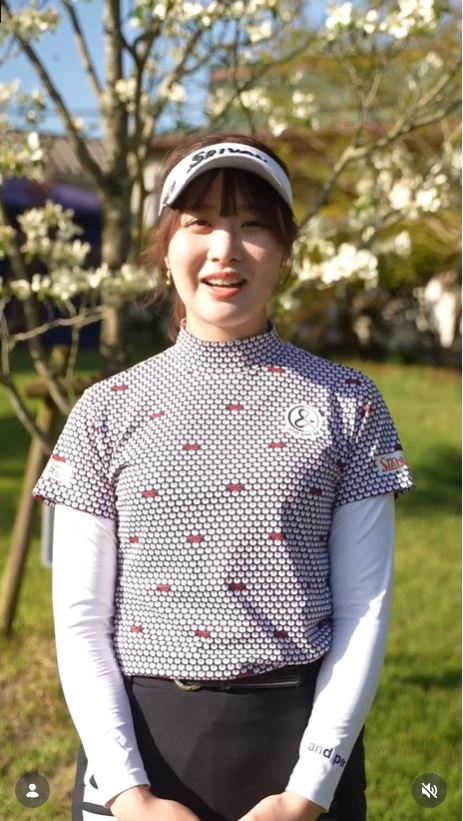 日本女子プロゴルフ協会の公式インスタグラムから
