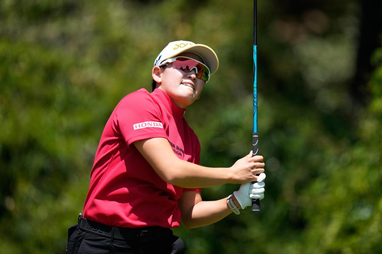 全米女子オープン練習ラウンドでプレーする岩井明愛（AP）