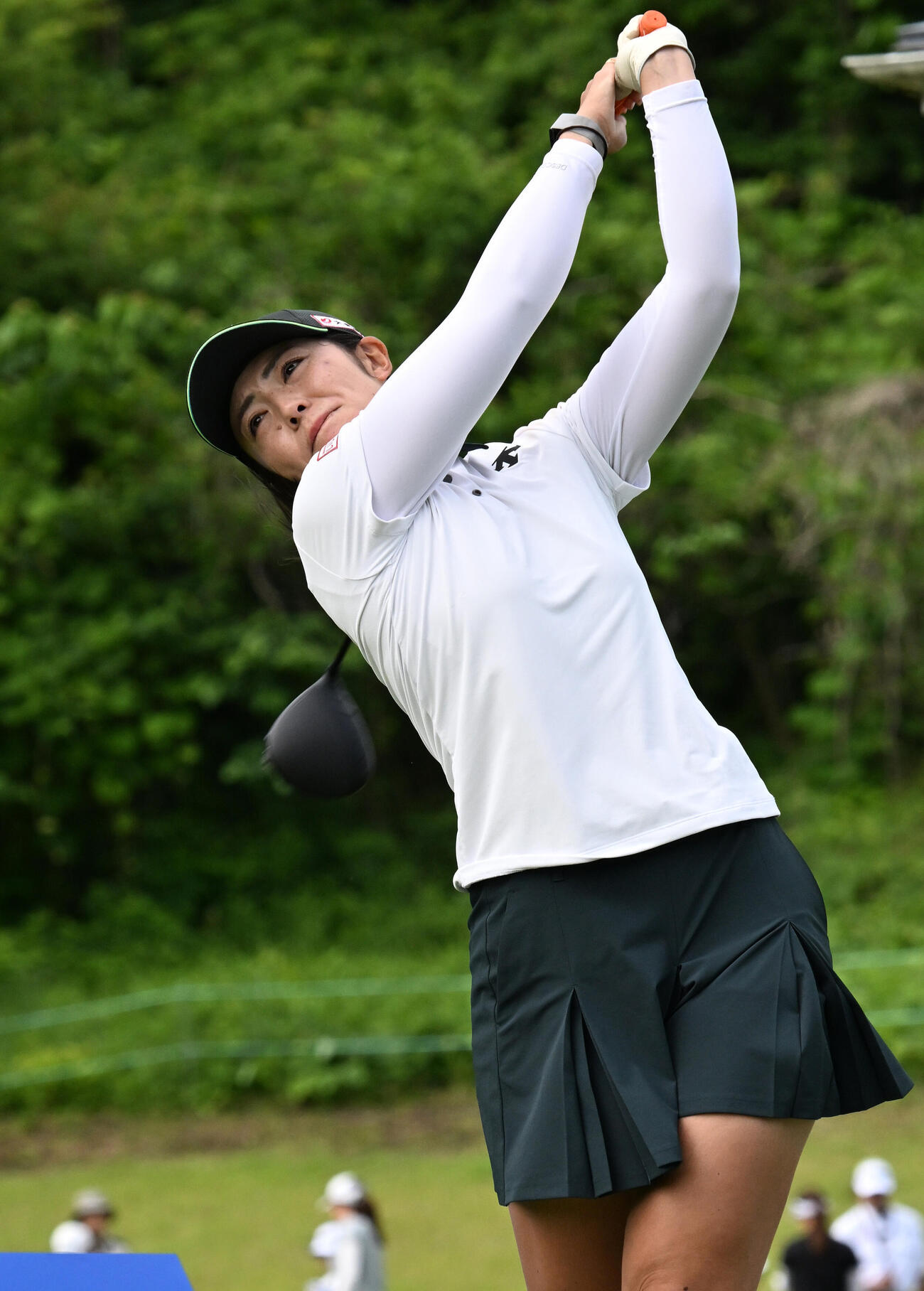 プロアマ戦で調整する渡辺彩香（撮影・千葉一成）