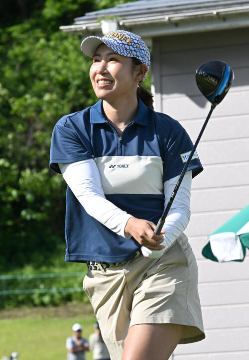 プロアマ戦で調整する若林舞衣子（撮影・千葉一成）