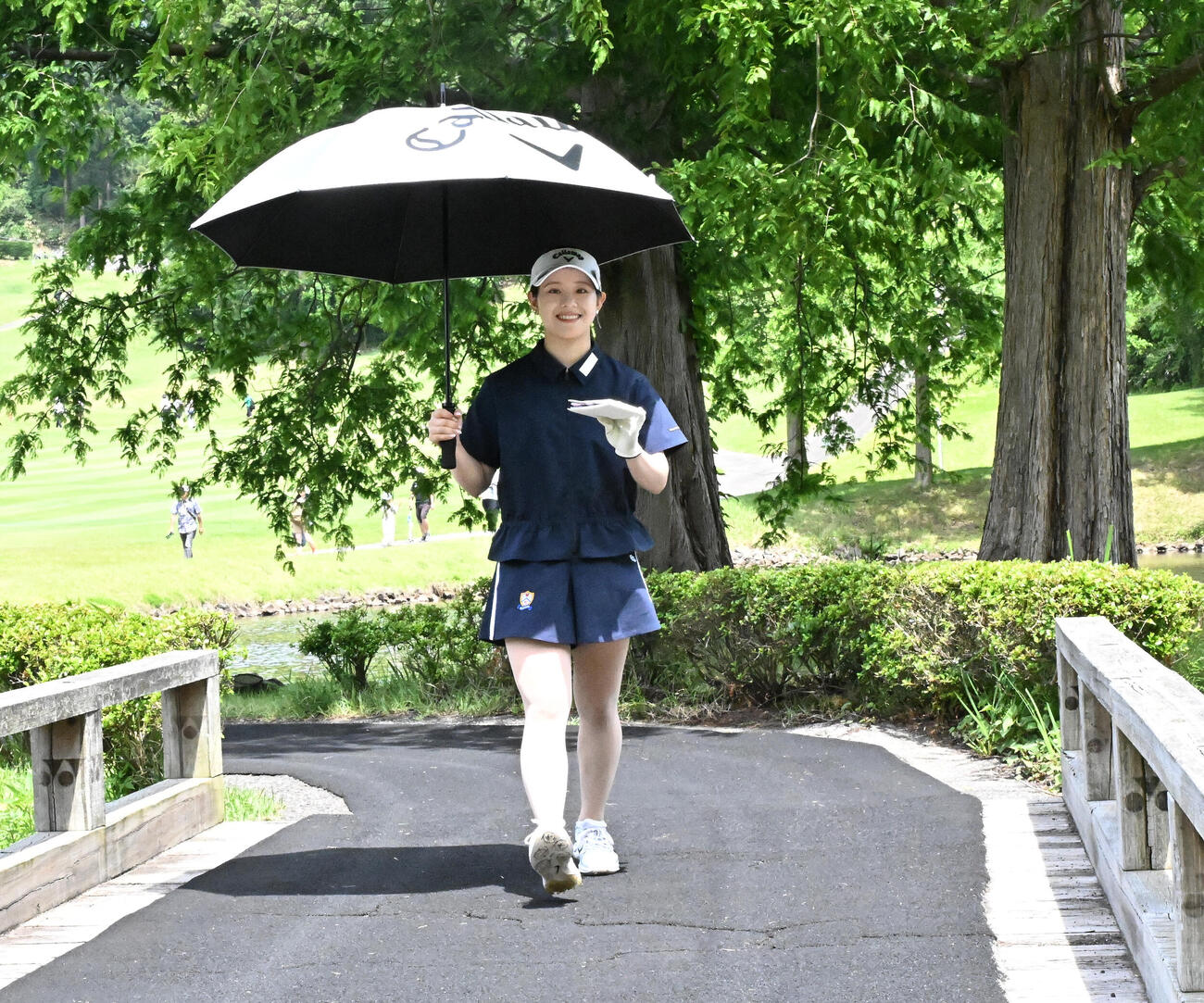 最終日、3番に移動する吉田鈴（撮影・千葉一成）