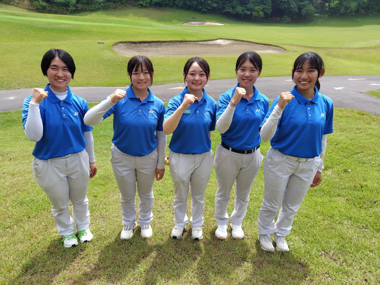 逆転優勝に燃える女子の開志国際。左から遠藤美空、広野里彩、大久保花、竹丸理世、高松寧々