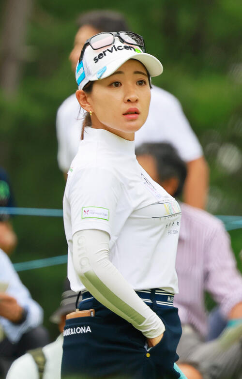2番、コースを確認する永井花奈(撮影・上山淳一)