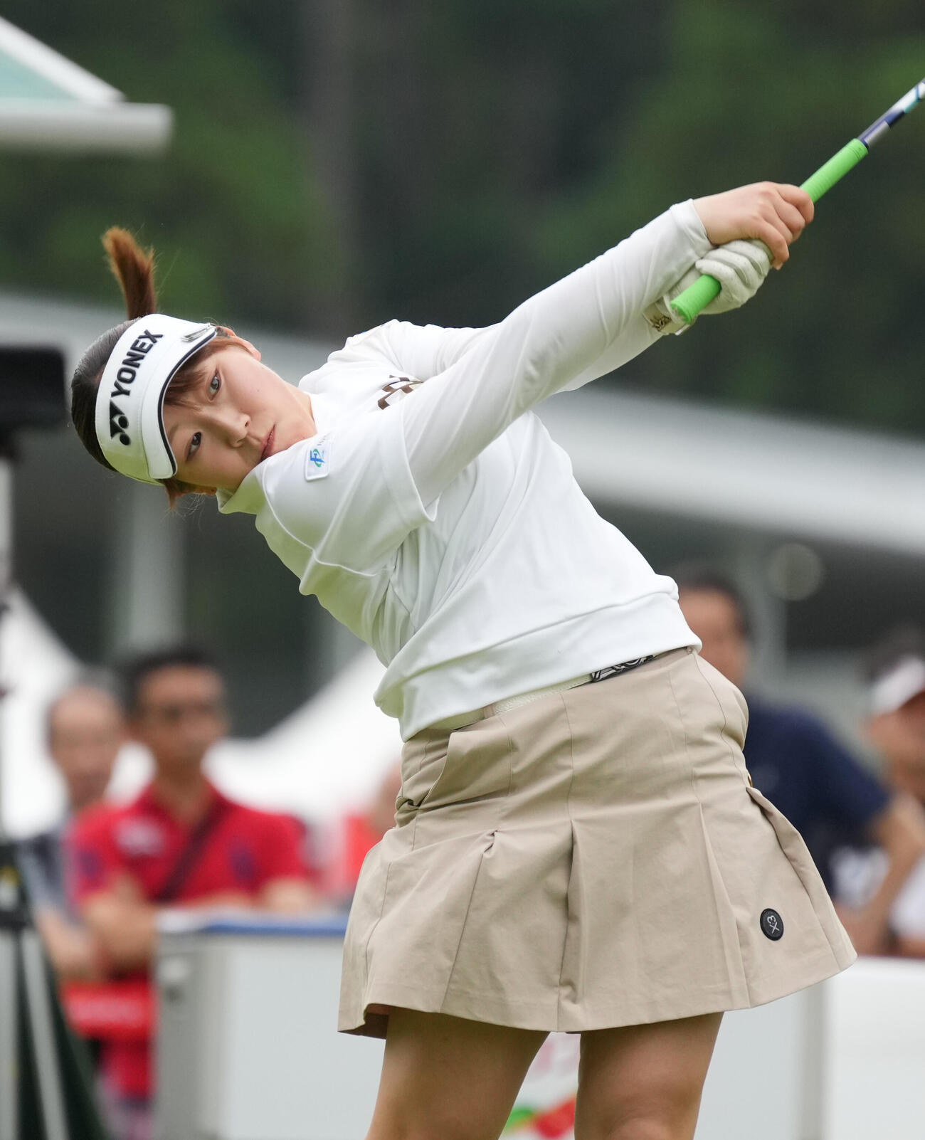 1番、ティーショットを放つ池羽陽向