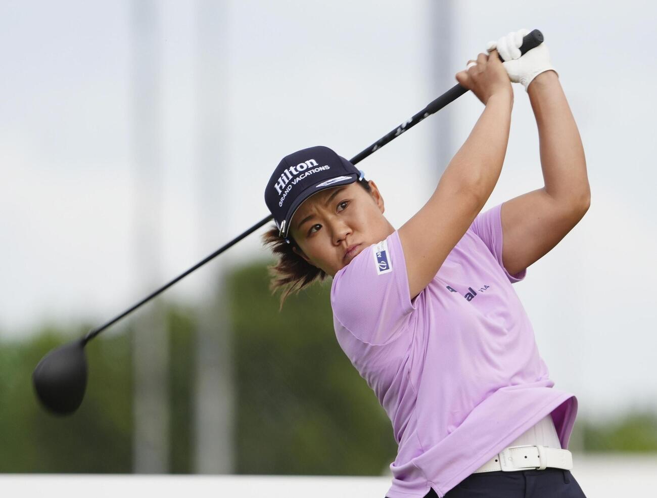 第2ラウンド、通算7アンダーで2位の畑岡奈紗（共同）