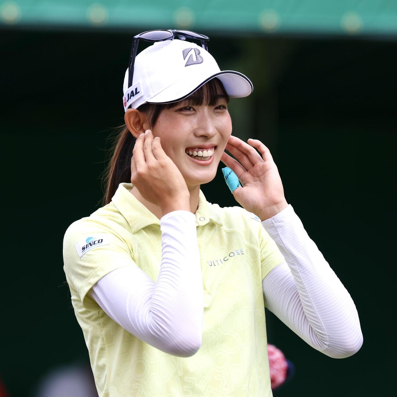 笑顔を見せる馬場咲希（撮影・宮地輝）