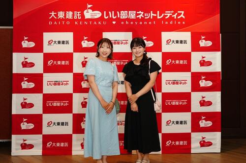 永嶋花音（左）と政田夢乃（大会提供）