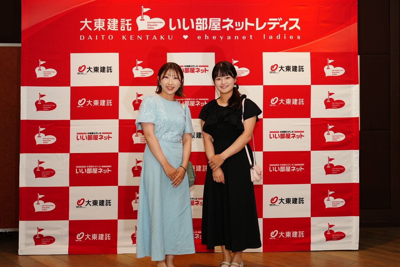 永嶋花音（左）と政田夢乃（大会提供）