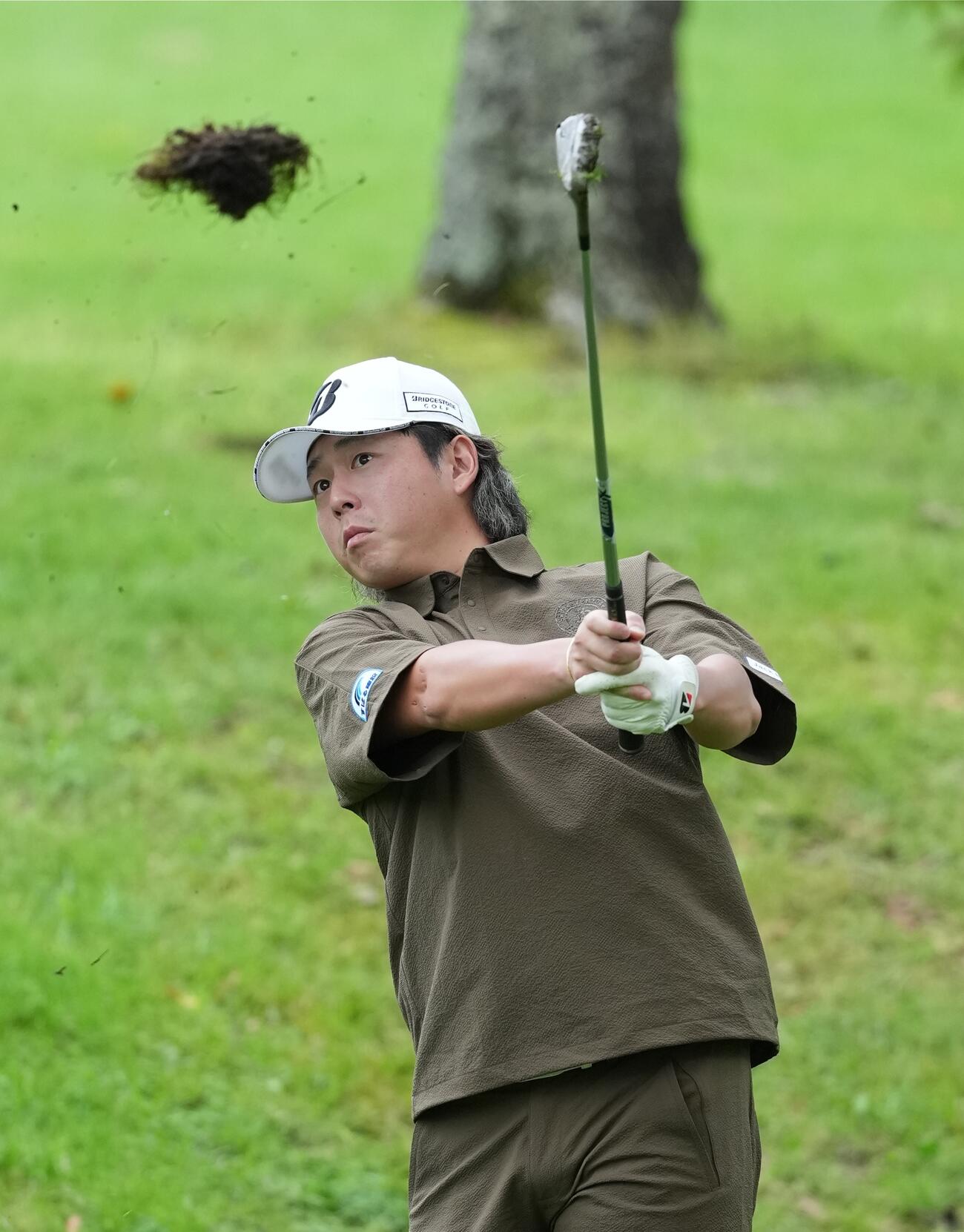 第3日、通算26アンダーで首位の平本世中(共同)