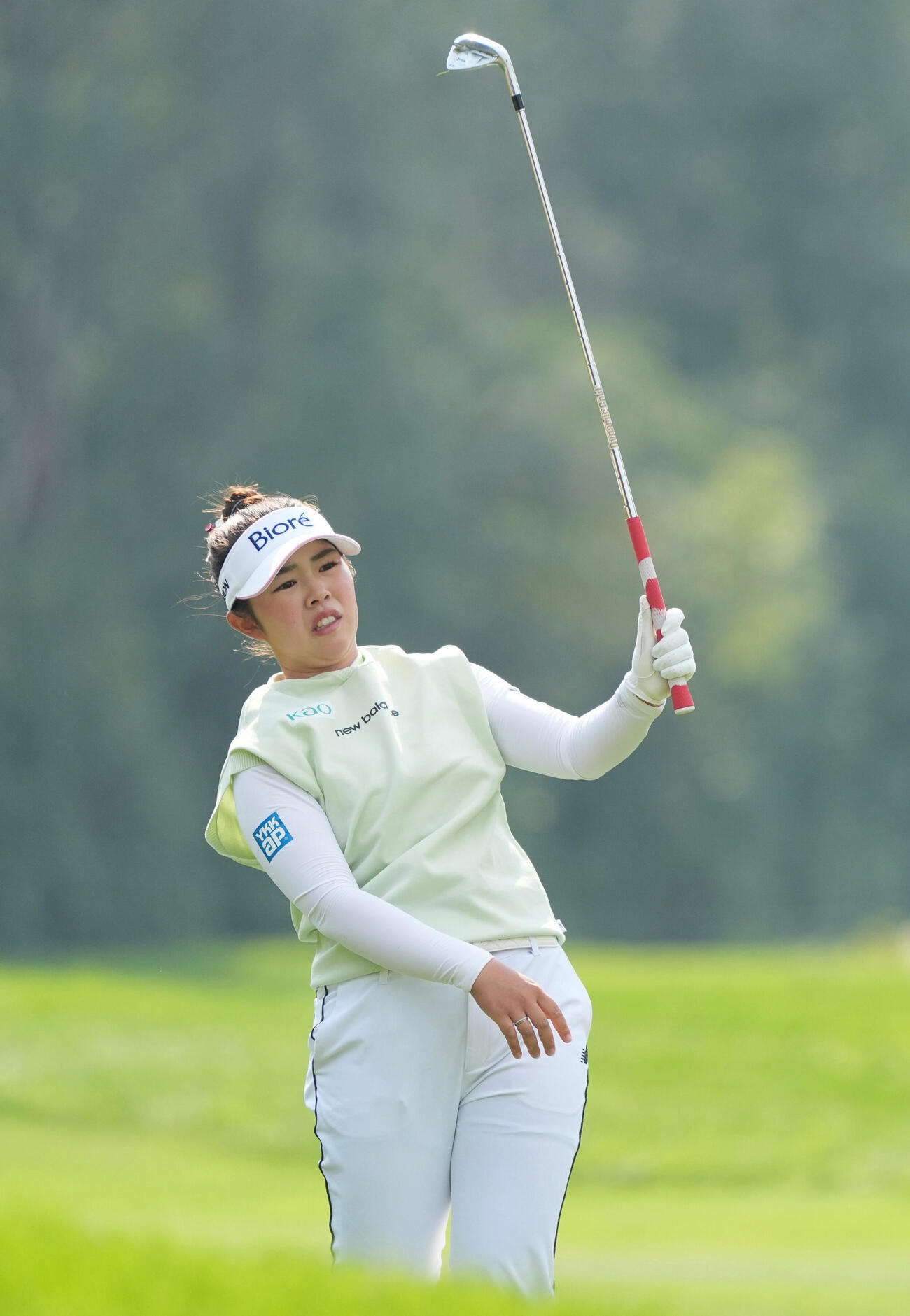 最終ラウンド、通算23アンダーで今季2勝目を挙げた山下美夢有＝ロイヤル・メイフェアGC（共同）