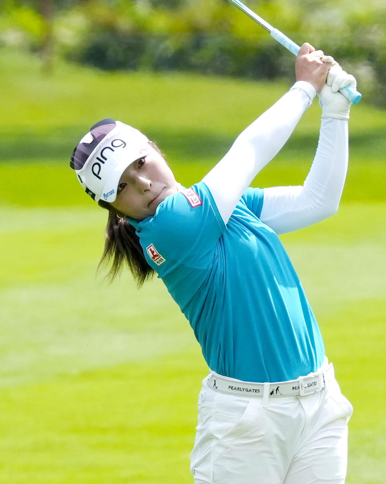 最終日、通算11アンダーで優勝した佐久間朱莉＝釧路CC（共同）