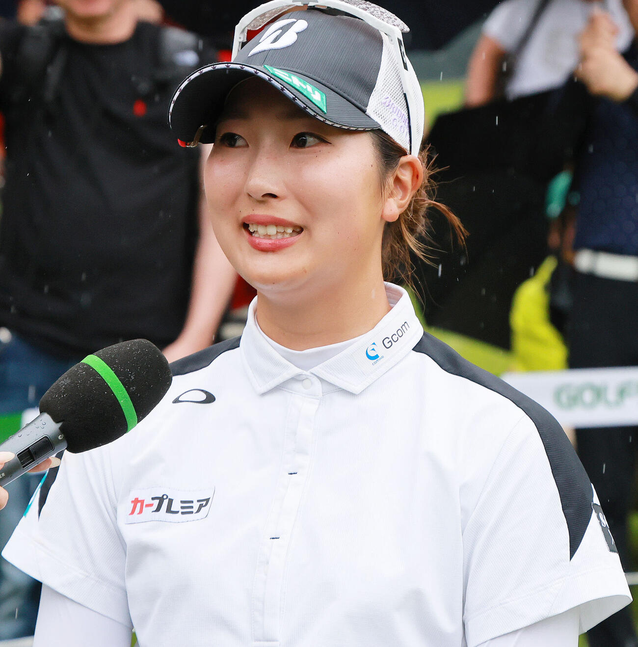 優勝インタビューする福田萌維（撮影・上山淳一）