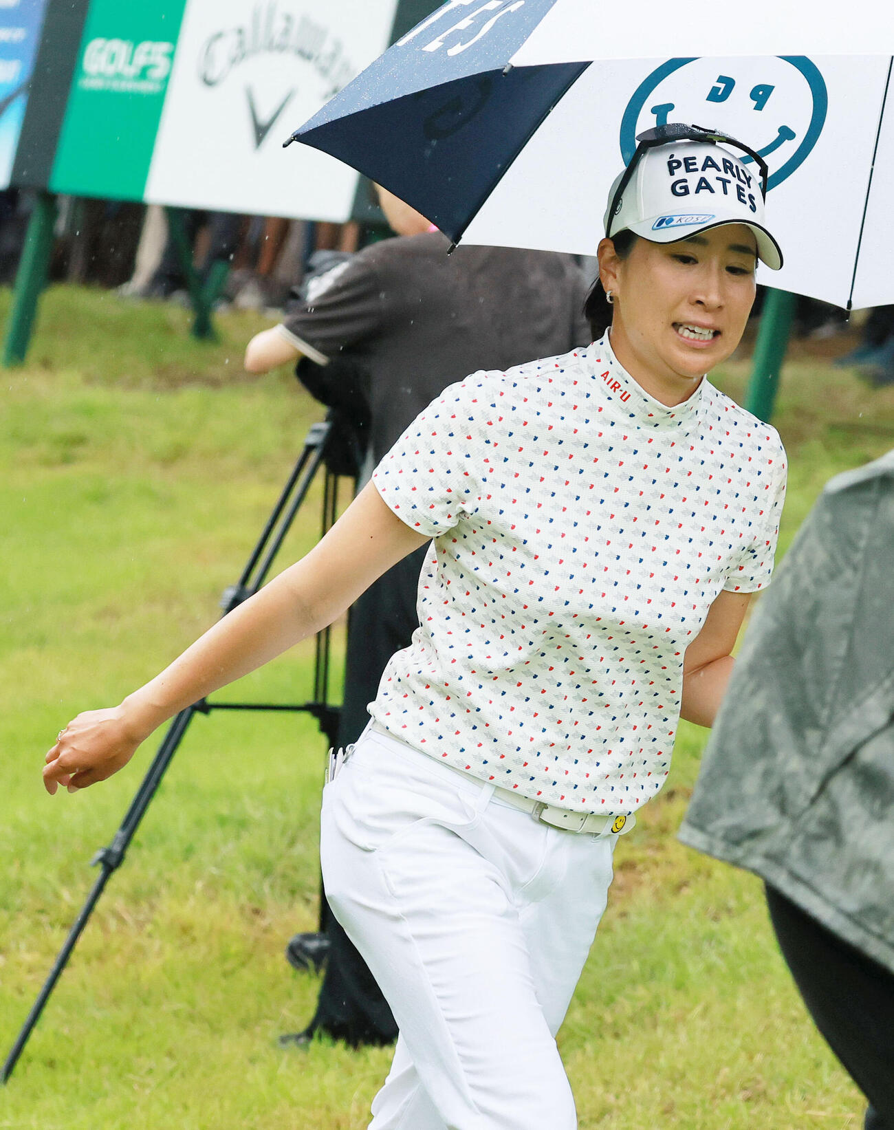 プレーオフで惜しくも敗れ引き揚げる木戸愛（撮影・上山淳一）