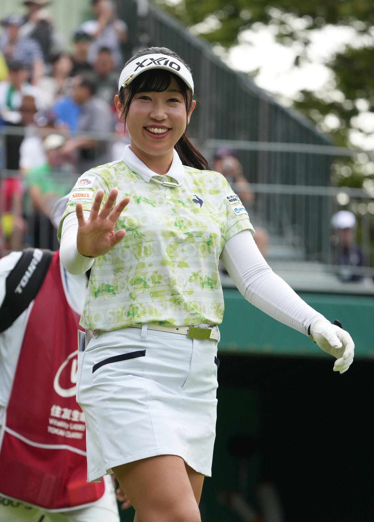 住友生命レディス東海C「1日目」　　1番、スタートする菅沼菜々（撮影・森本幸一）