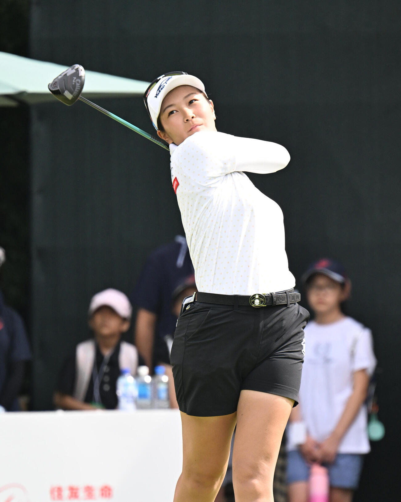 1番、スタートする神谷そら（撮影・和賀正仁）