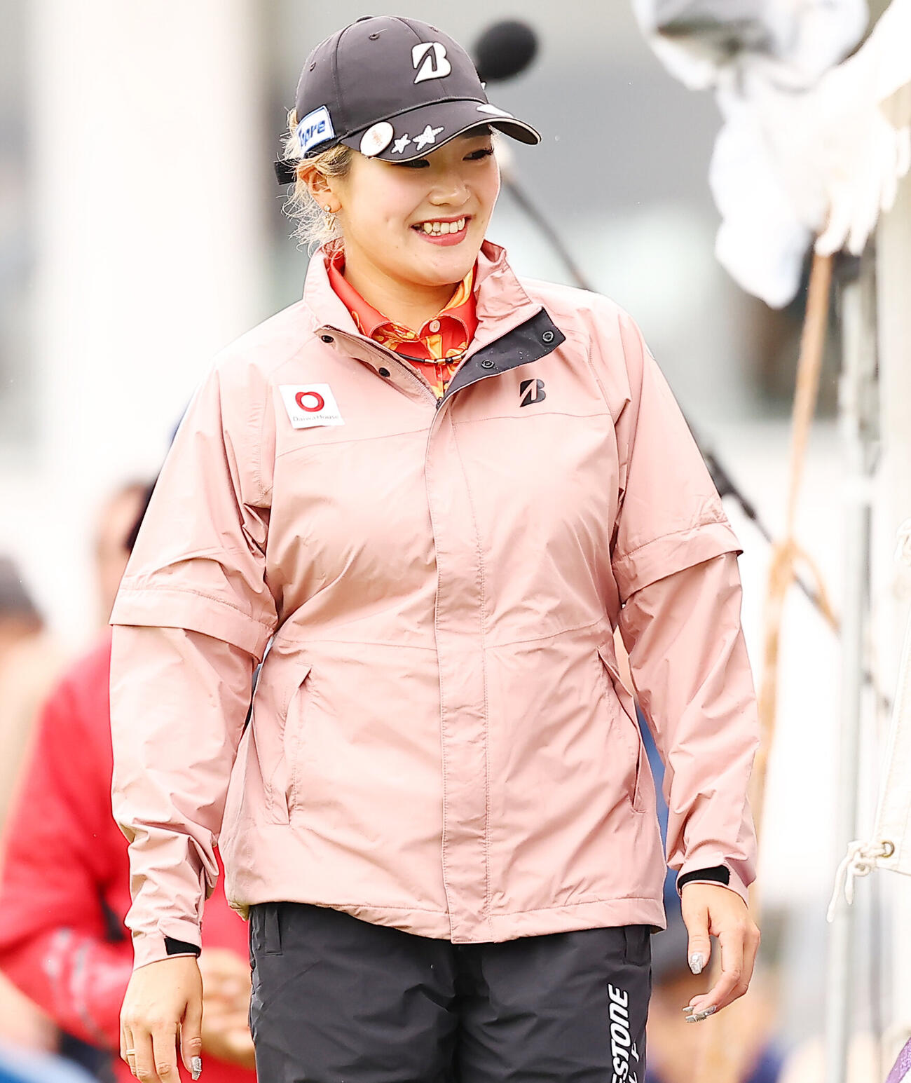 1番で笑顔をみせる桑木志帆（撮影・野上伸悟）