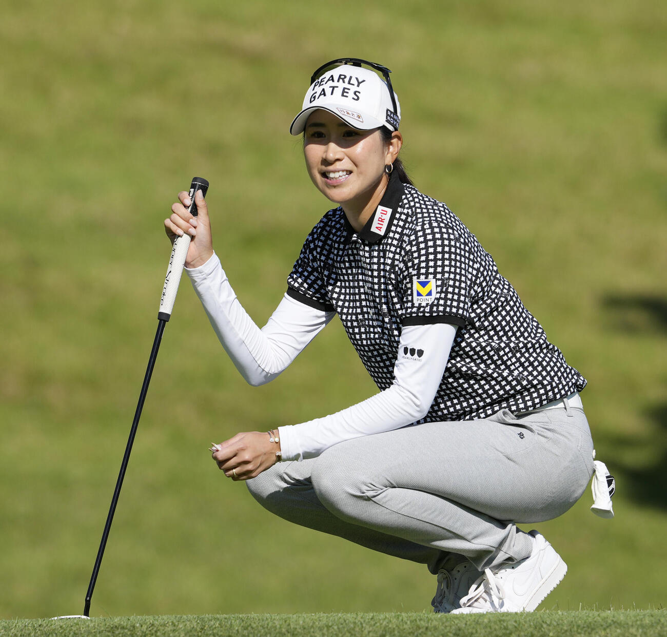 18番、グリーンを見る木戸愛（撮影・小島史椰）