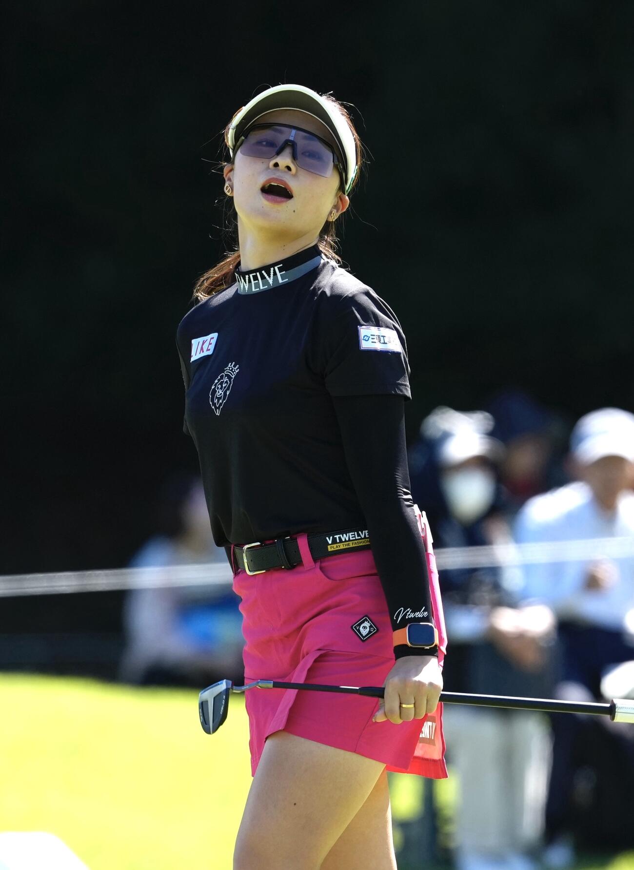 9番、バーディパットを外し悔しい表情を見せる藤田かれん（撮影・小島史椰）
