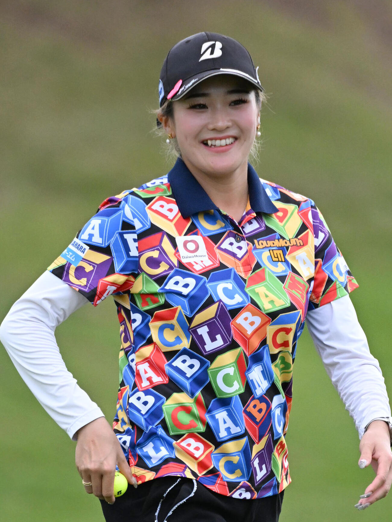 9番を終え笑顔を見せる桑木志帆（撮影・石井愛子）