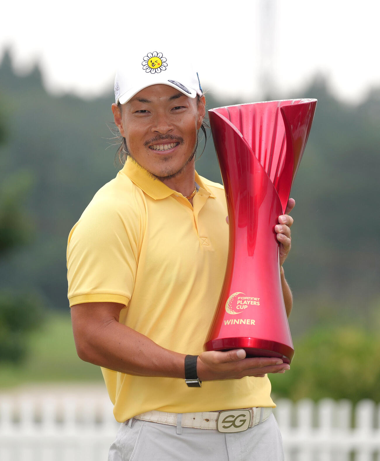 バースデー優勝を飾った藤本佳則（撮影・足立雅史）