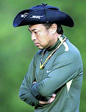 通算3アンダーで首位から11位に後退した片山晋呉(共同)