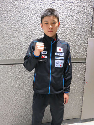 ムキムキ張本智和が挑む 体脂肪率10 ８ ３ 卓球 日刊スポーツ