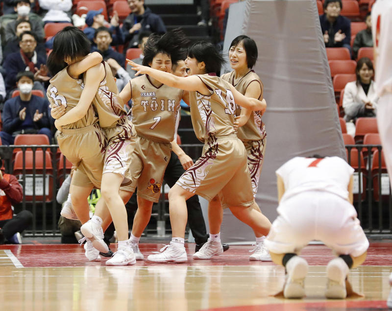 女子は大阪桐蔭が初ｖ 男子決勝は福岡大大濠ー明成 バスケット 日刊スポーツ